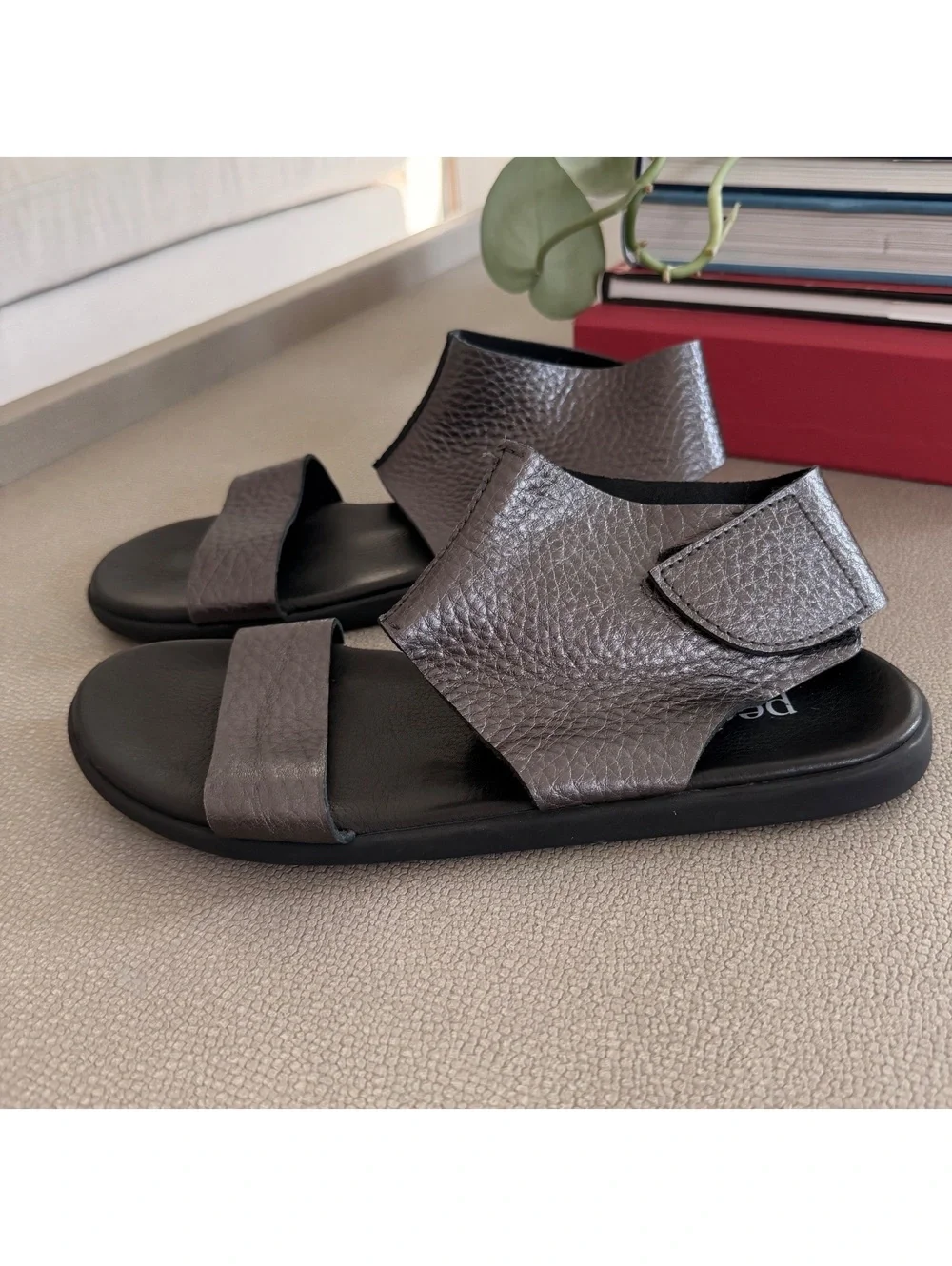 Pedro Garcia Black Leather Open Toe Sandals Size 7.5